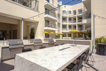 Paradise Cozysuites With Pool And Jacuzzi 11 Phoenix Ngoại thất bức ảnh