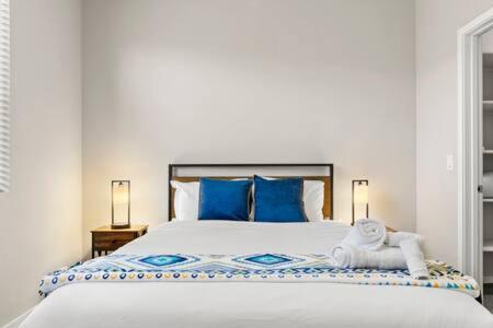 Paradise Cozysuites With Pool And Jacuzzi 11 Phoenix Ngoại thất bức ảnh